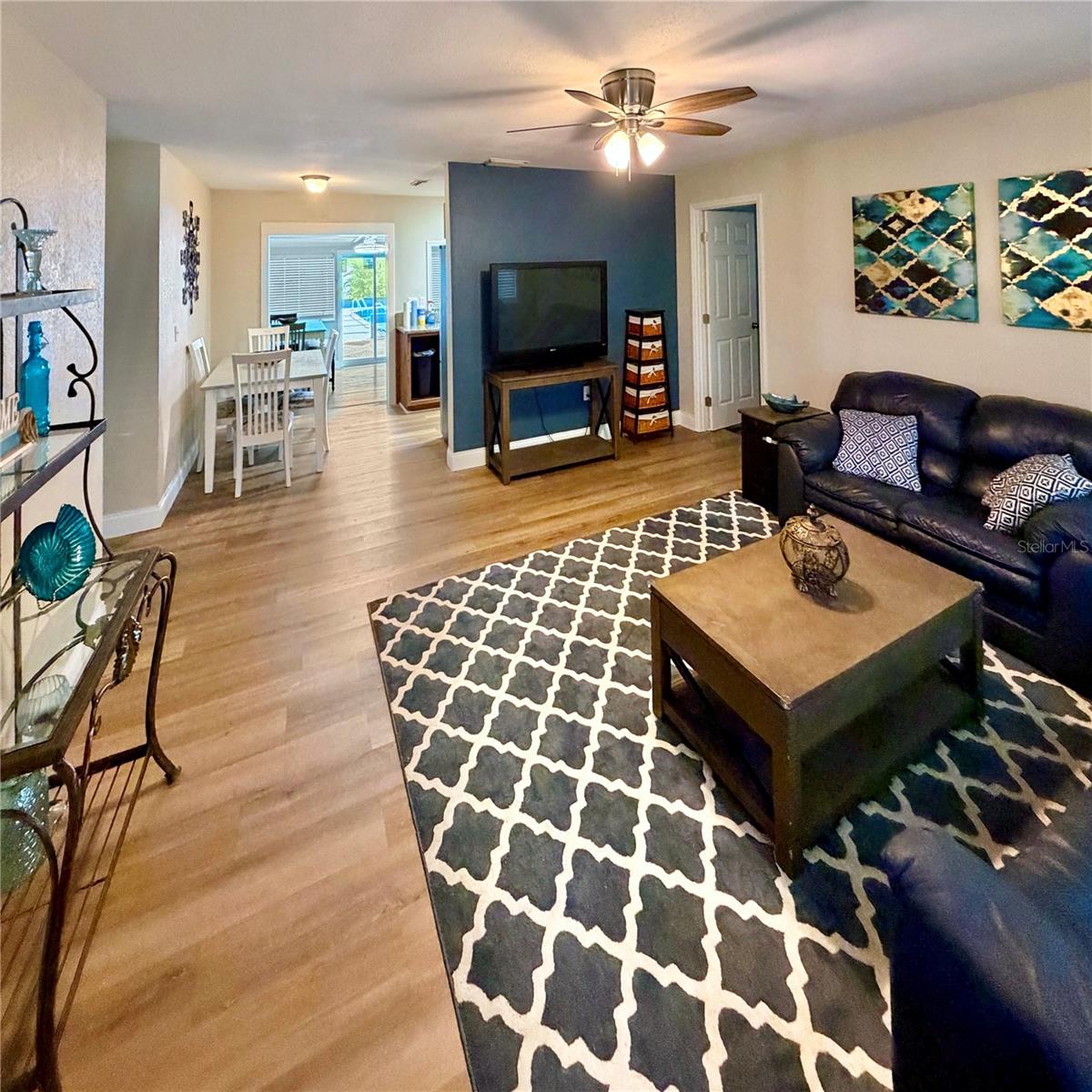 CAREFREE COVE - Residential