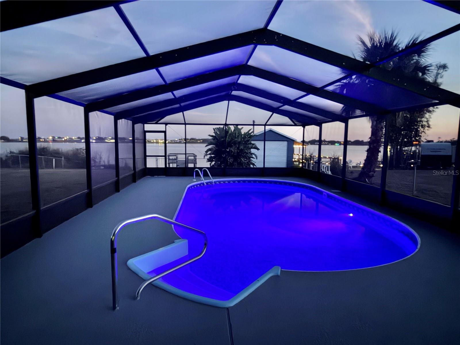 CAREFREE COVE - Residential