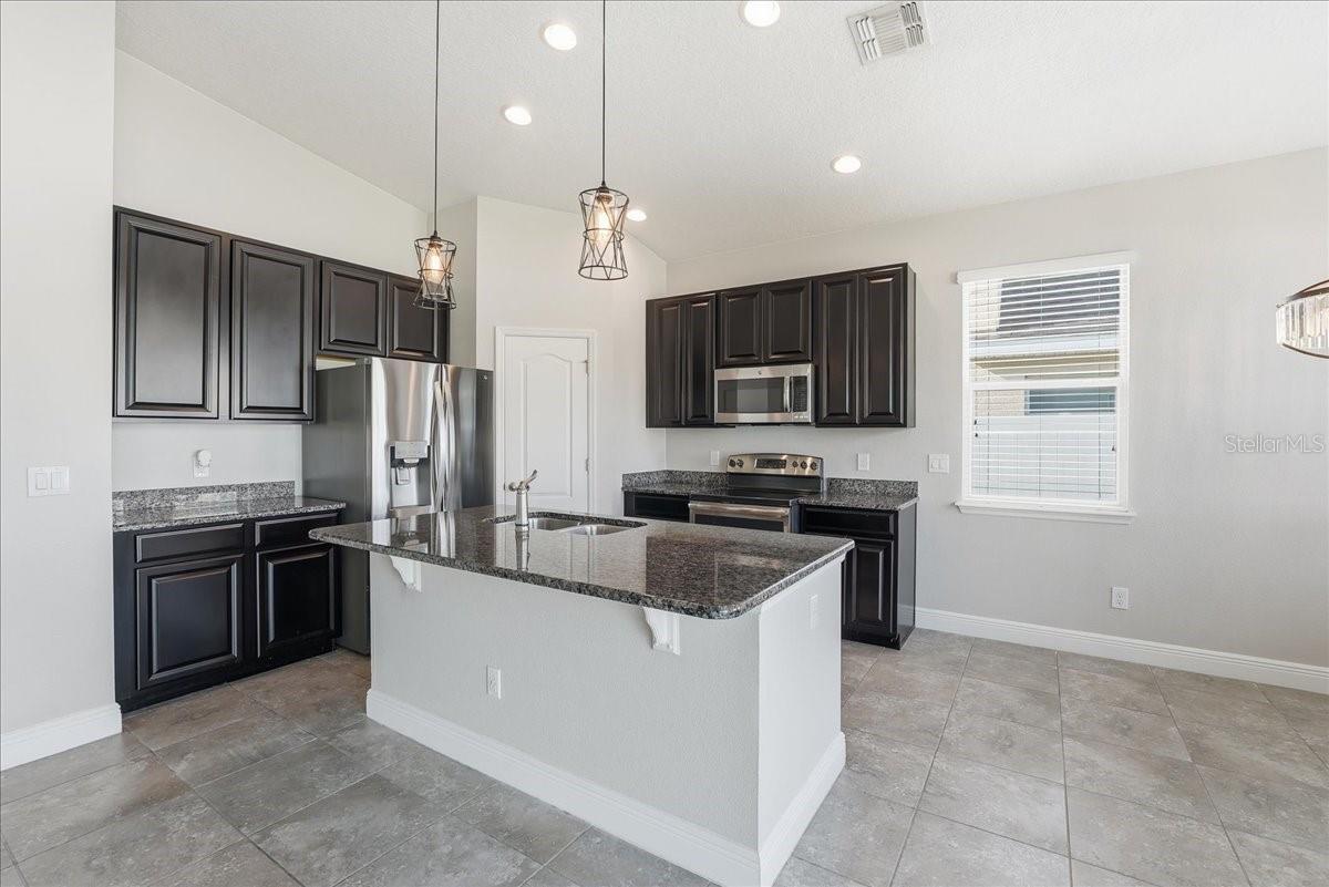 COUNTRYWALK UNS 4 & 5 PH 4 - Residential Lease