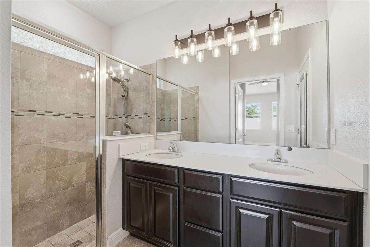 COUNTRYWALK UNS 4 & 5 PH 4 - Residential Lease