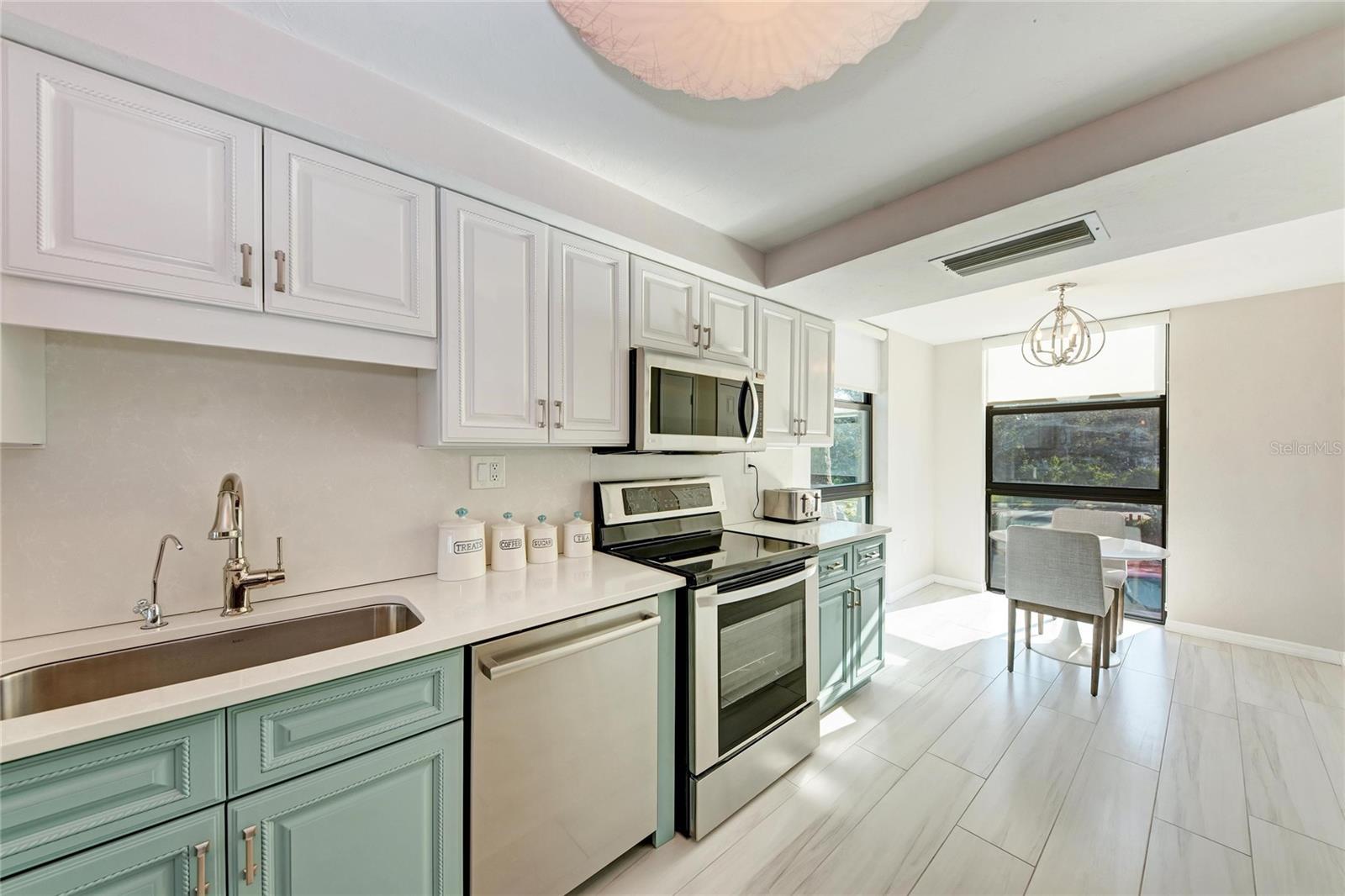 THE WATERFRONT - Residential