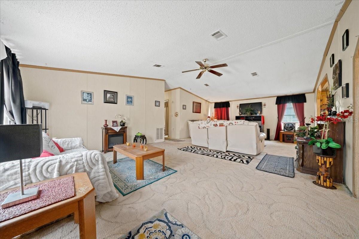 NEIGHBORHOOD 8365 - Residential