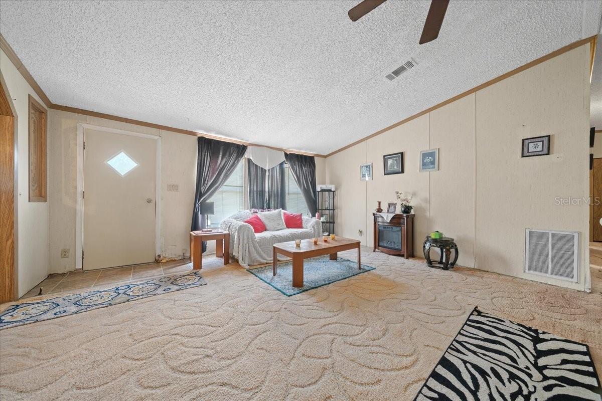 NEIGHBORHOOD 8365 - Residential