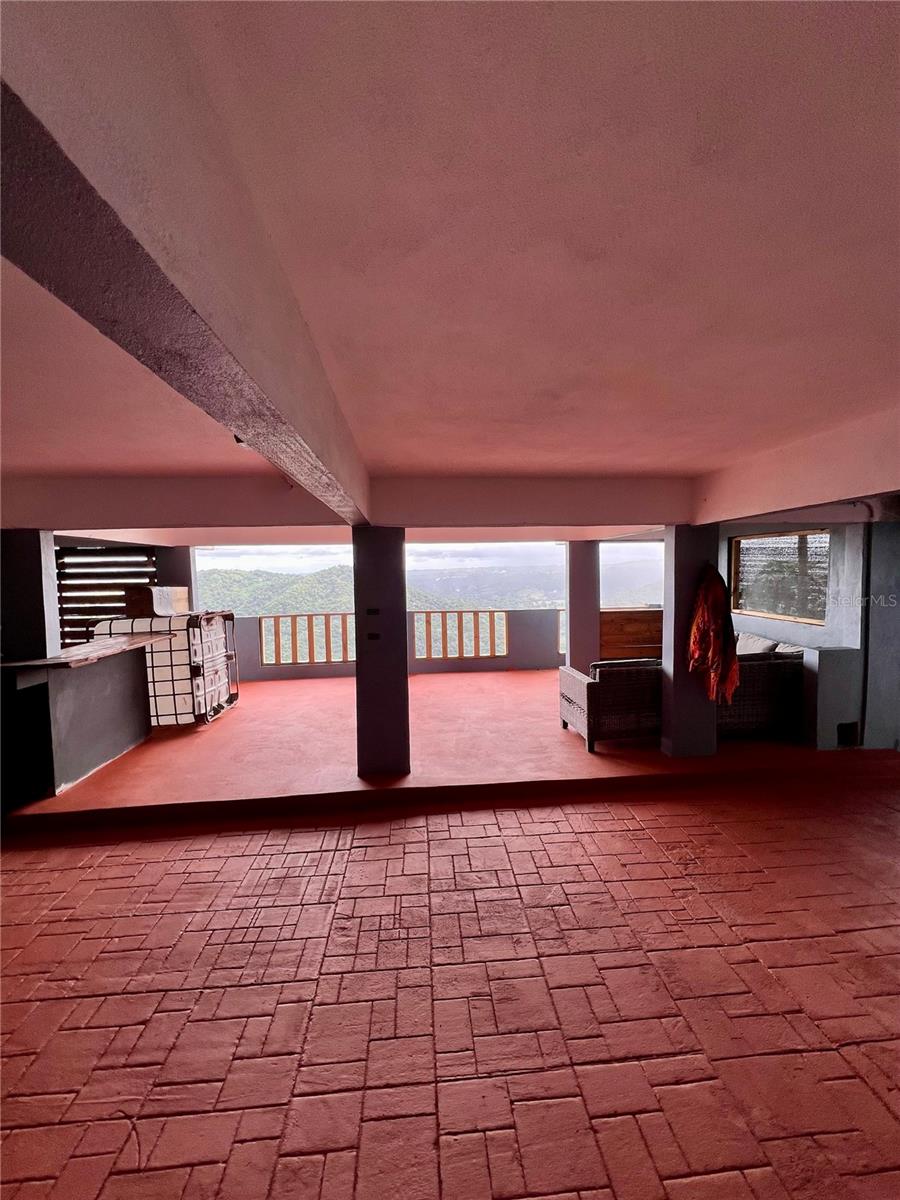 BO JAGUAS - Residential