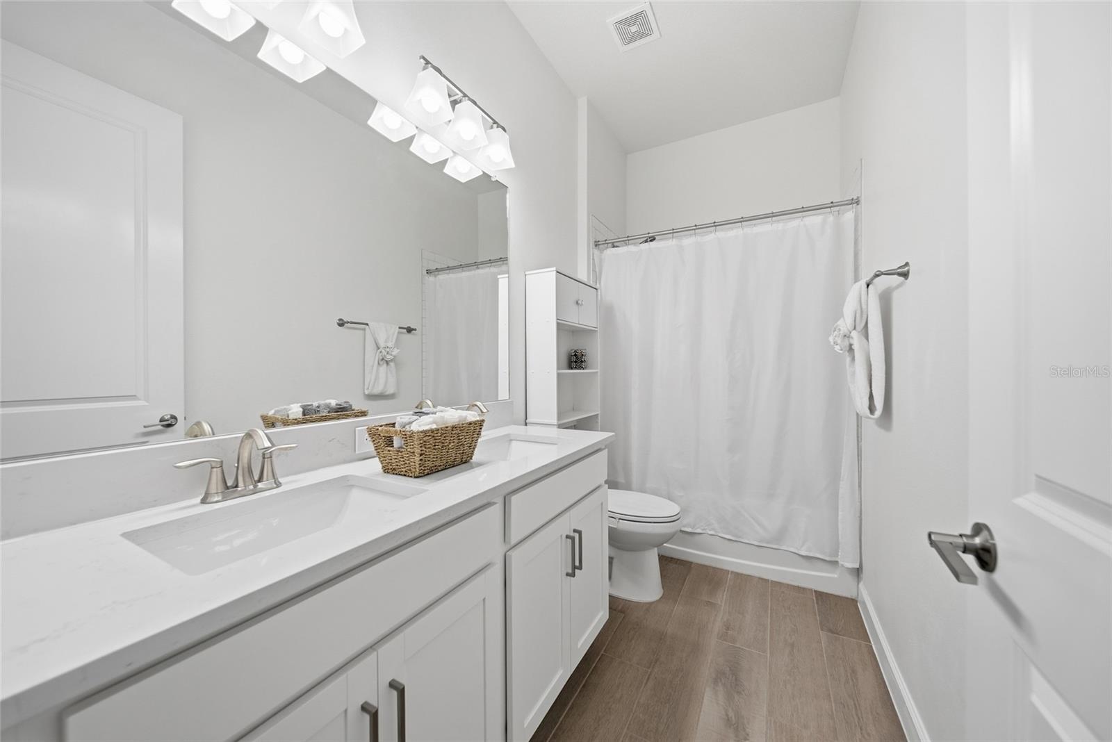 SOUTHSHORE BAY - ACTIVE ADULT - Residential