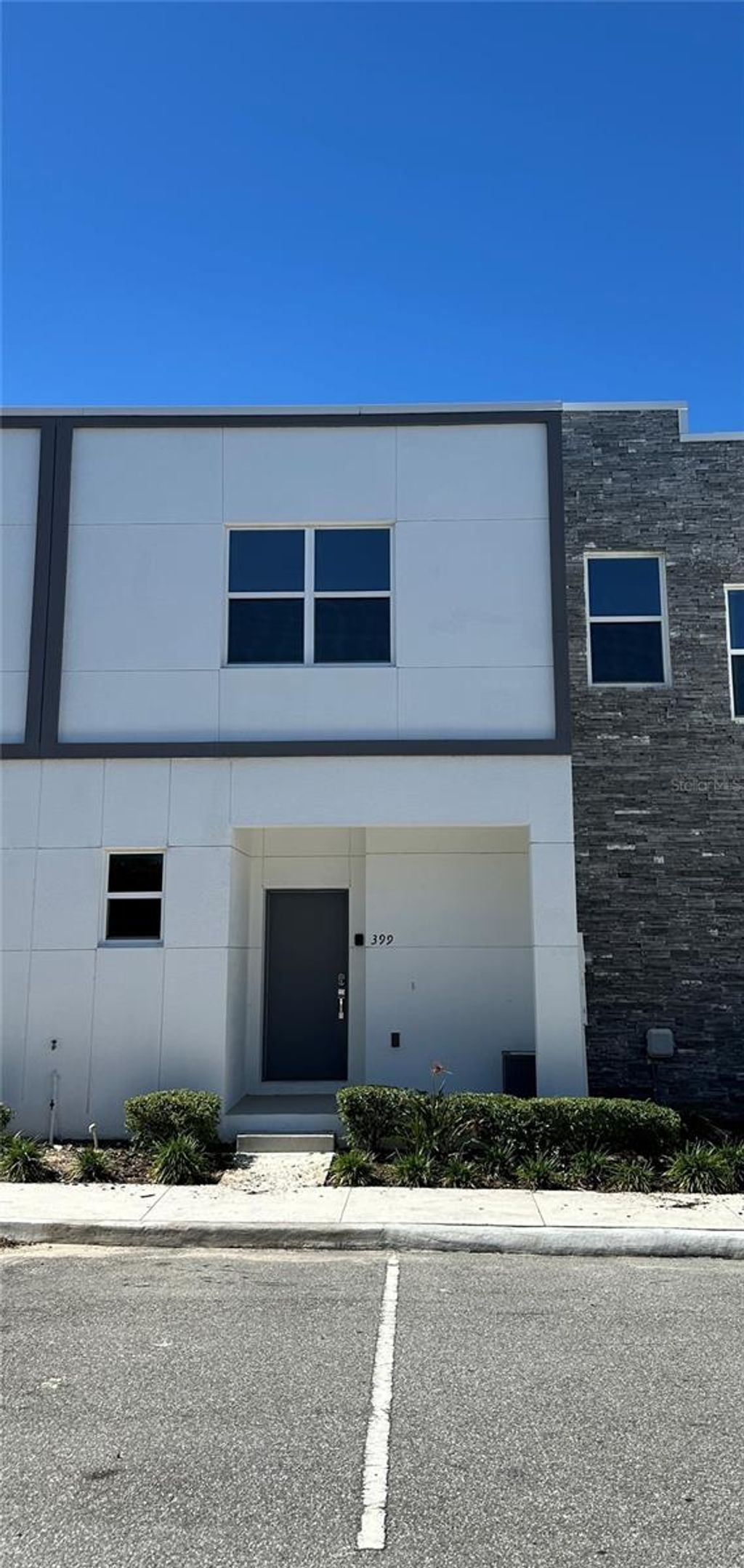 Photo of 399 Famagusta Drive, Davenport, FL 33896 (MLS # S5136800)