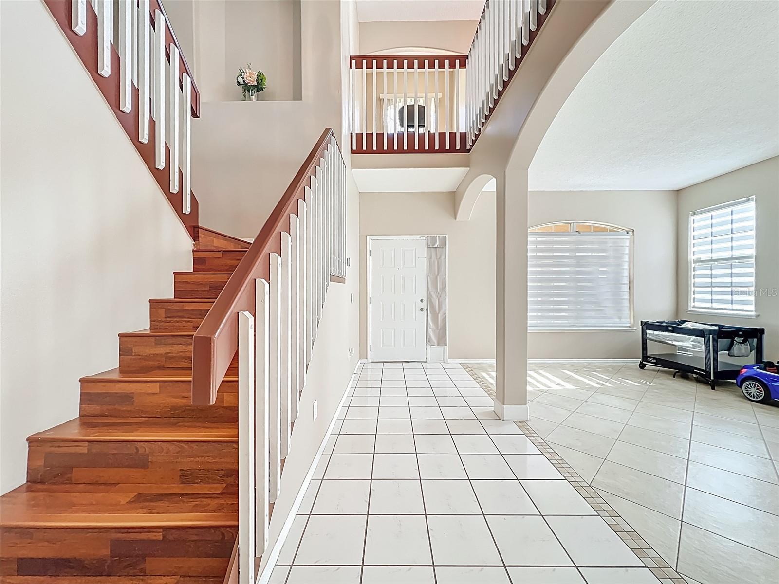 15000 LAKE AZURE DRIVE