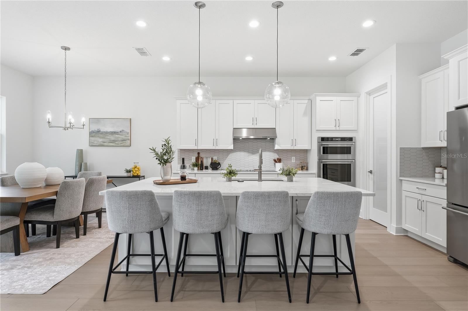 1031 GLORYLAND COURT