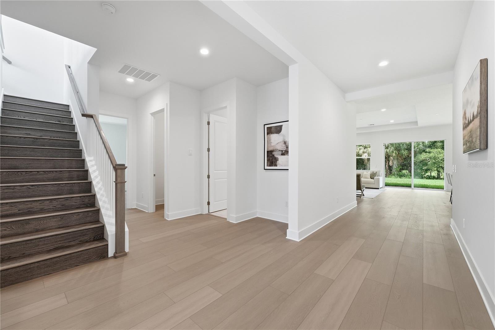 1031 GLORYLAND COURT