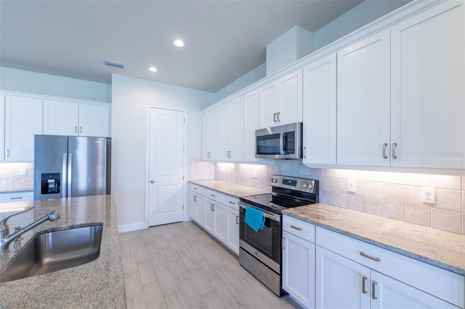 MOSAIC PH 1B-1 - Residential