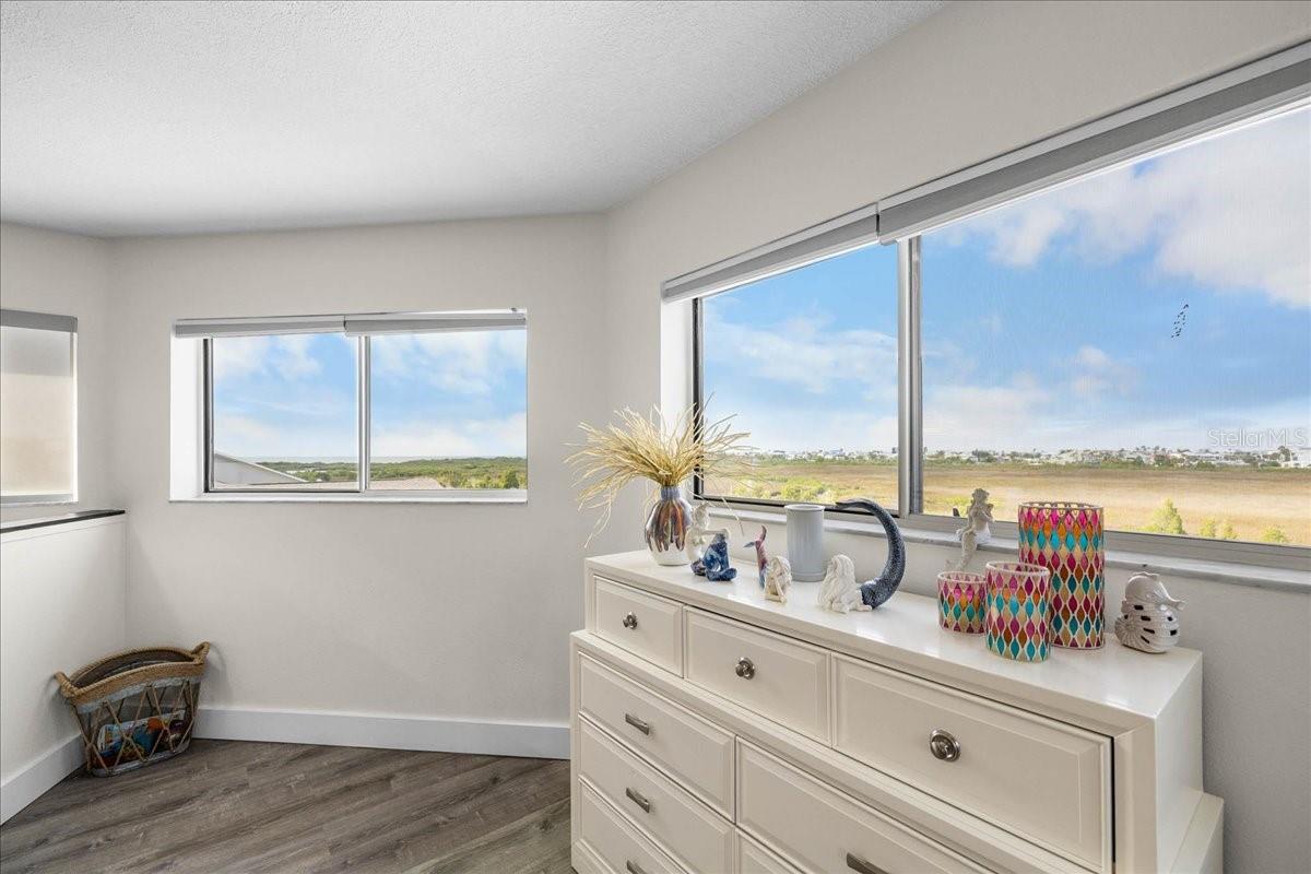 HERNANDO BEACH - Residential