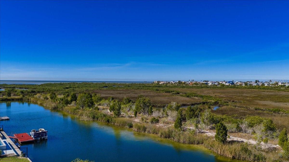 HERNANDO BEACH - Residential