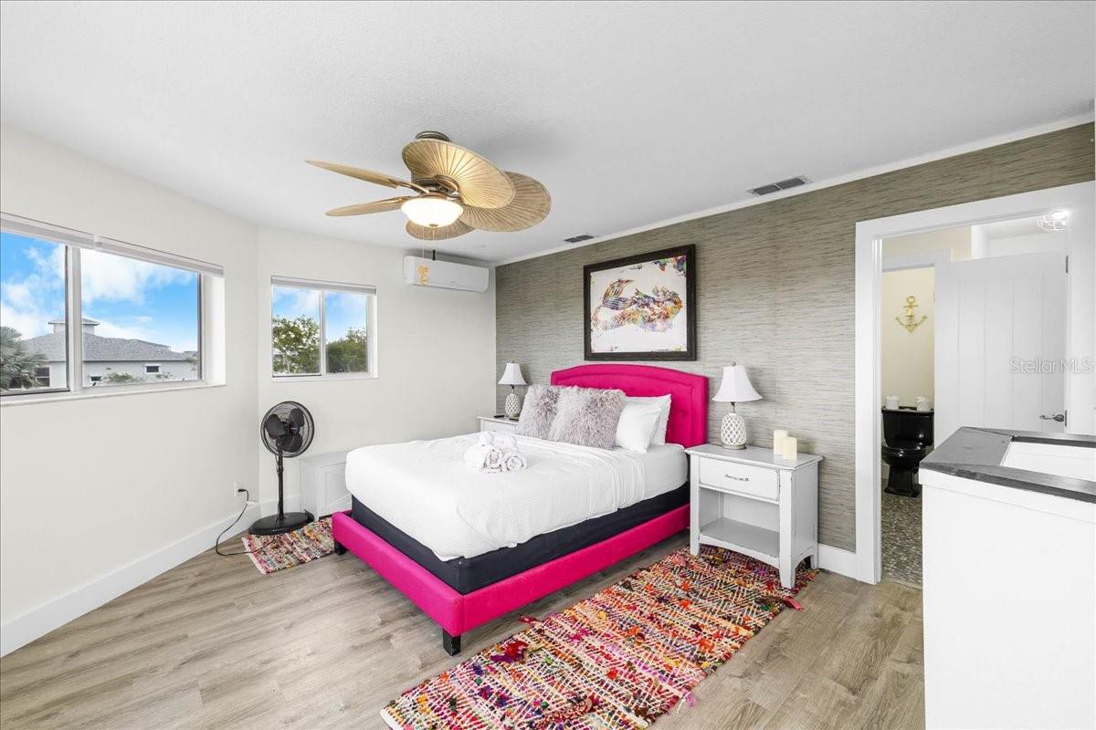 HERNANDO BEACH - Residential