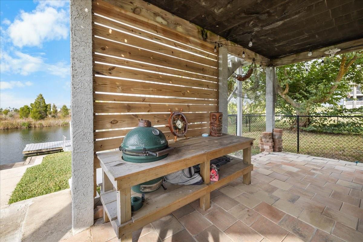 HERNANDO BEACH - Residential