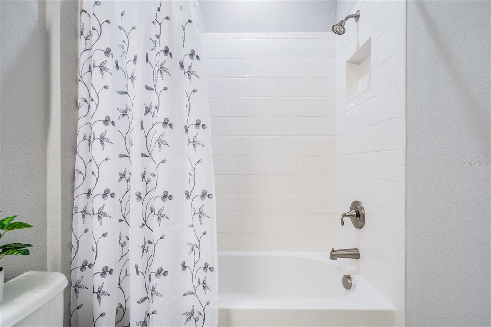 MEADOW POINTE 4 PH 1 PRCL N O P - Residential