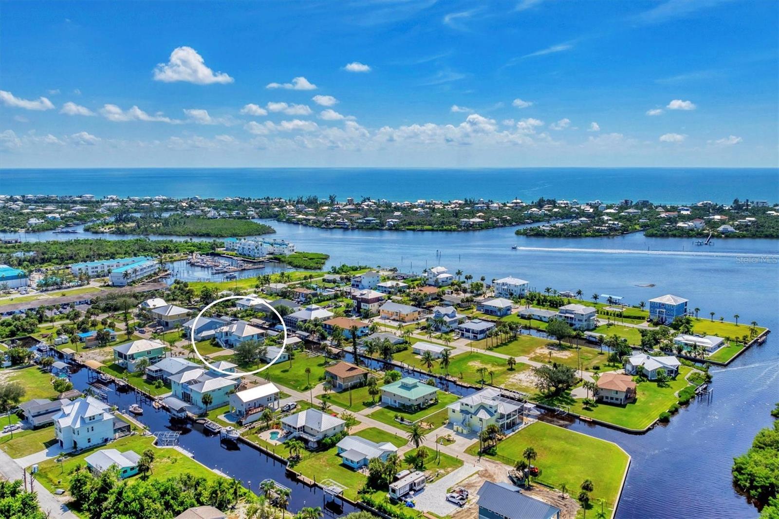 PALM POINT - Residential