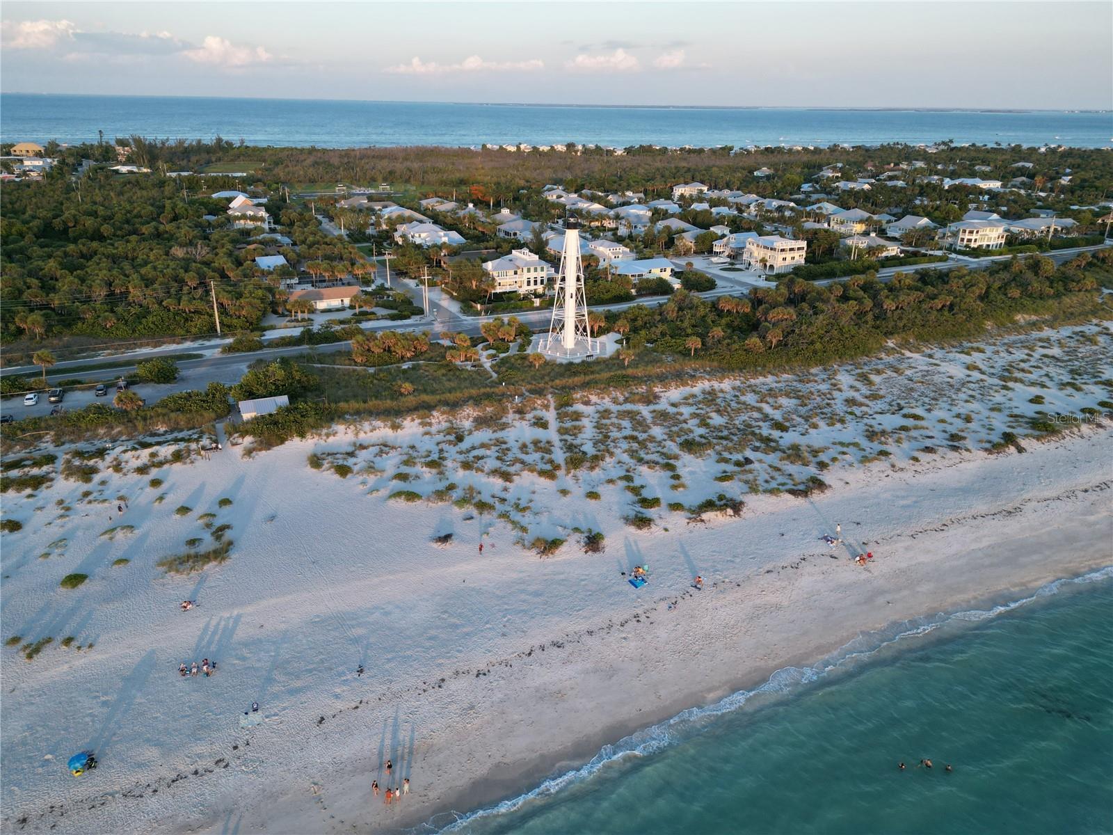 PALM POINT - Residential