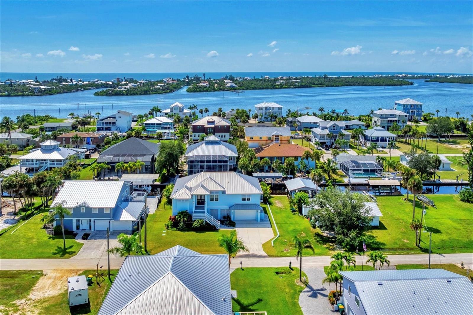 PALM POINT - Residential
