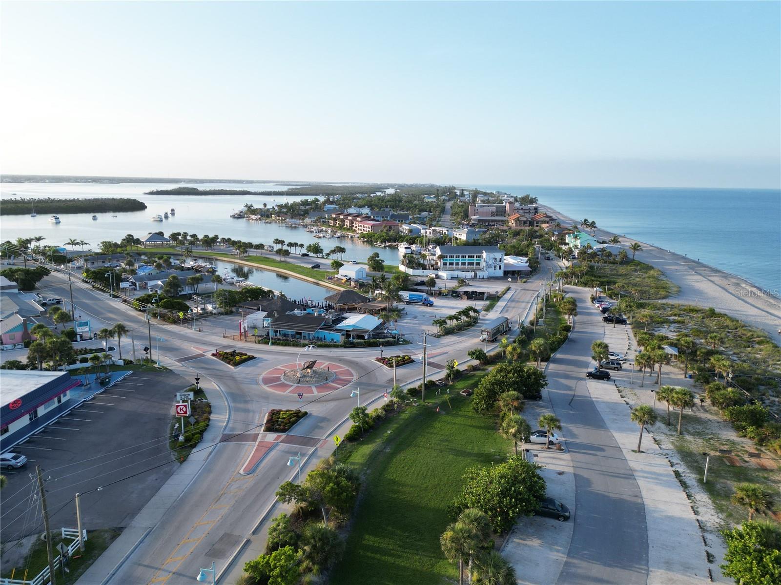PALM POINT - Residential