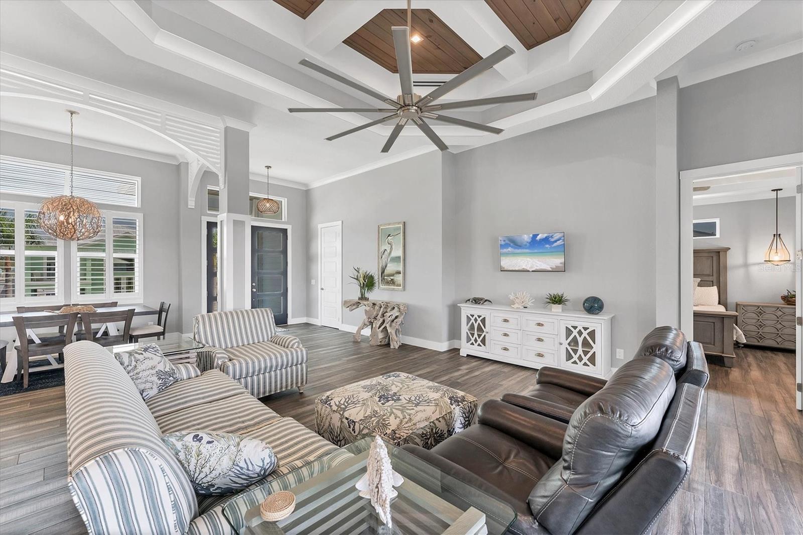 PALM POINT - Residential