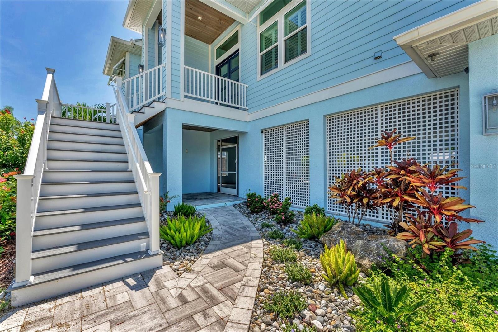 PALM POINT - Residential