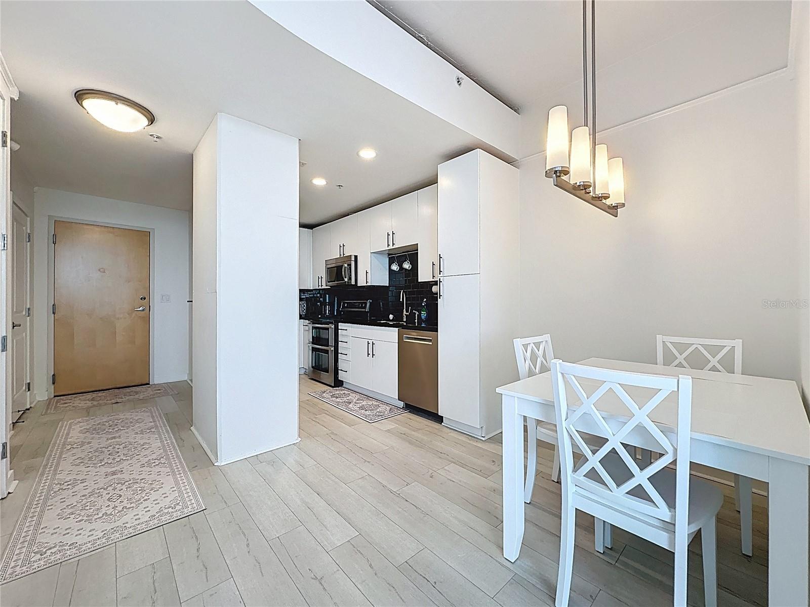 SOLAIRE/PLAZA CONDO - Residential