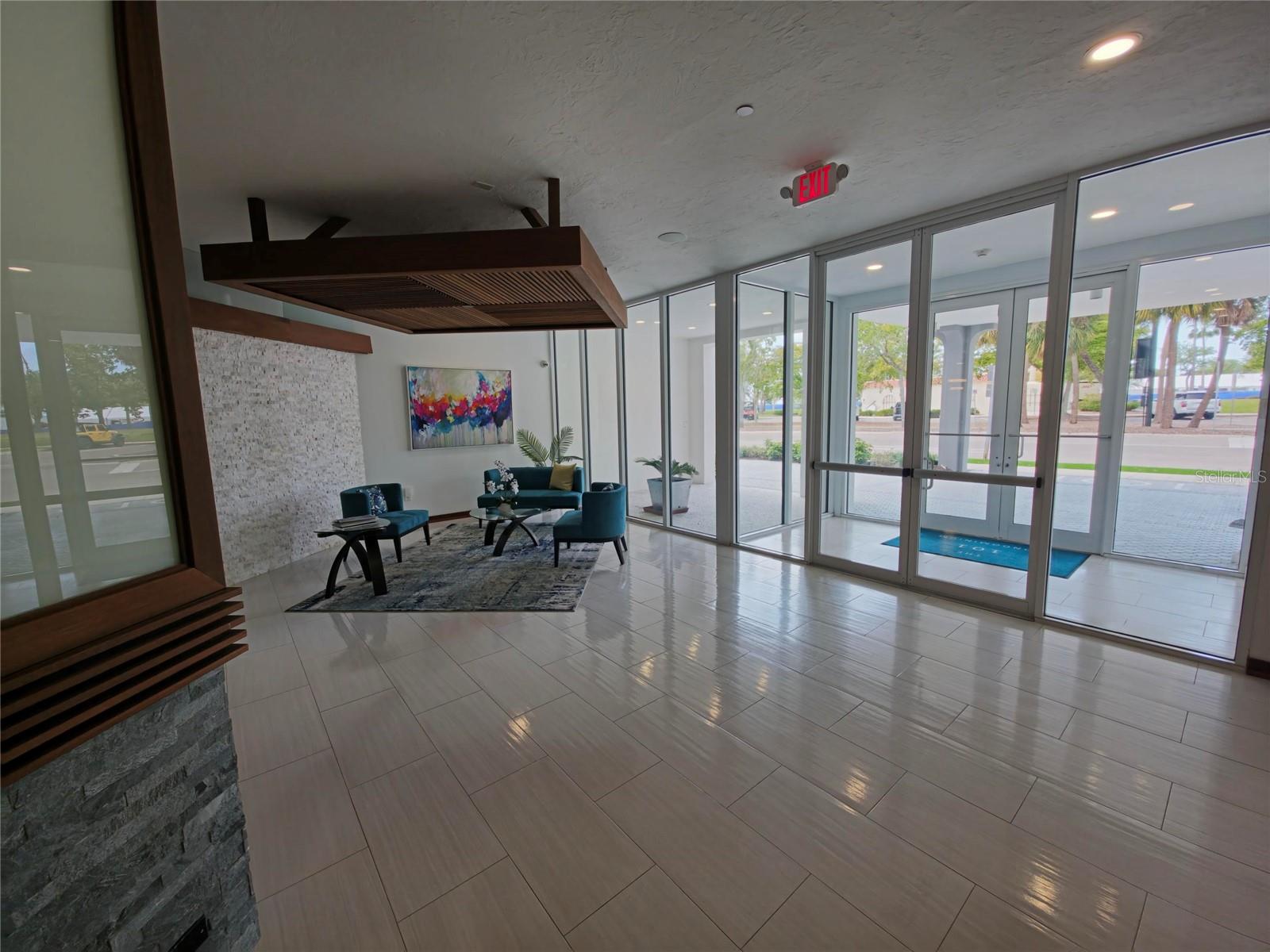 101 S GULFSTREAM AVENUE # 4A