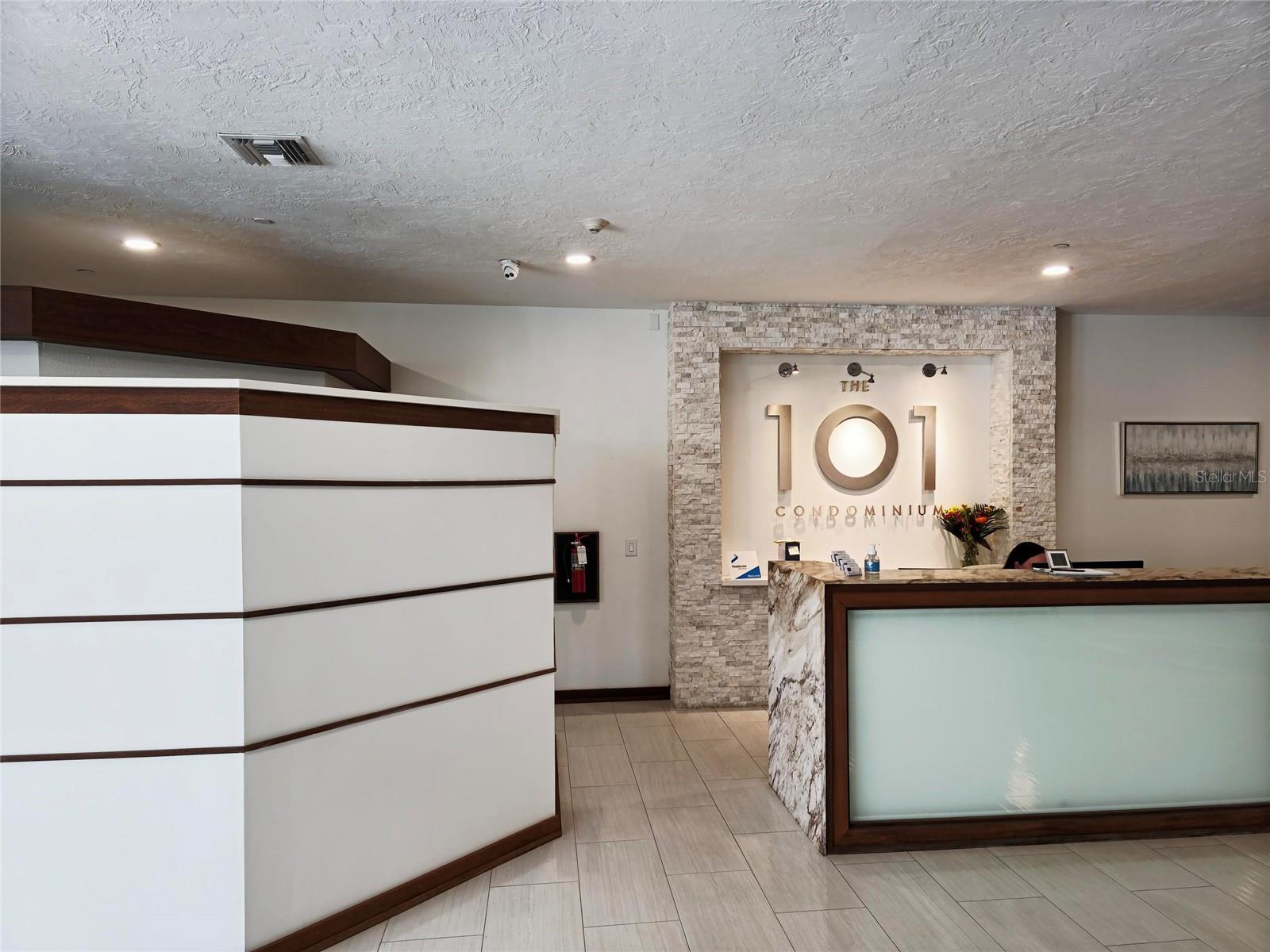 DOLPHIN TOWER - Residential