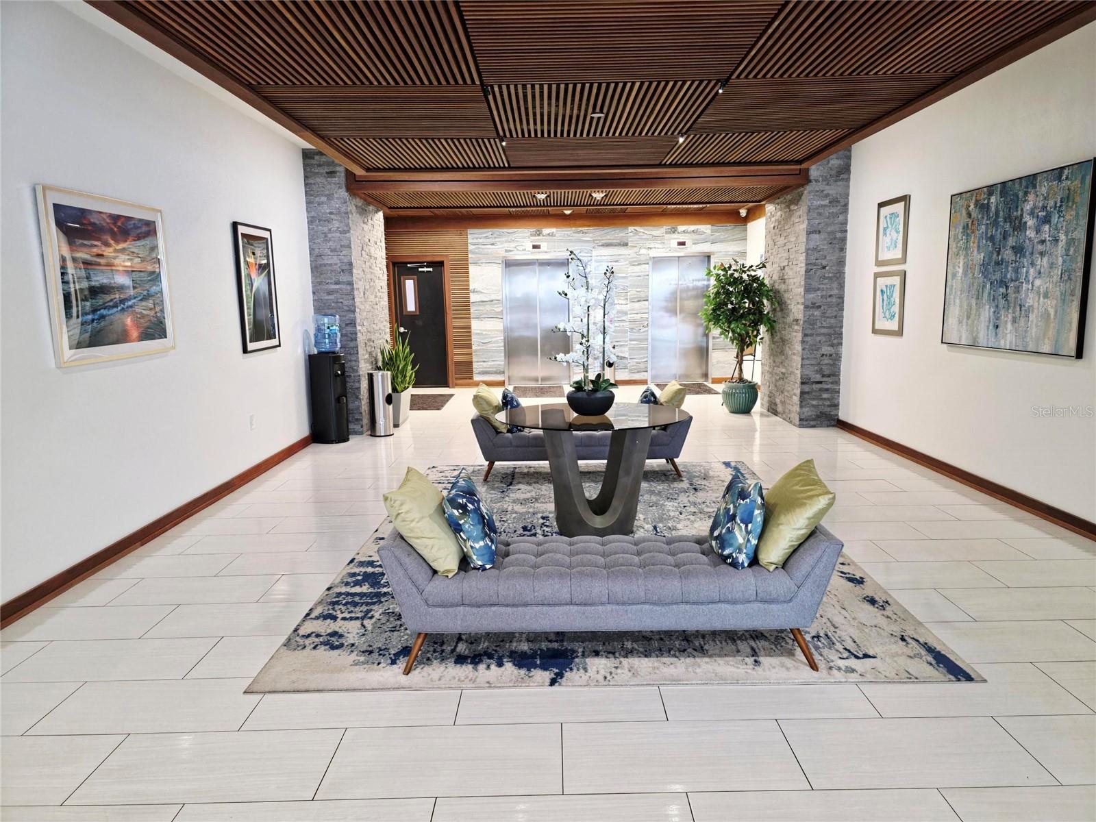 101 S GULFSTREAM AVENUE # 4A