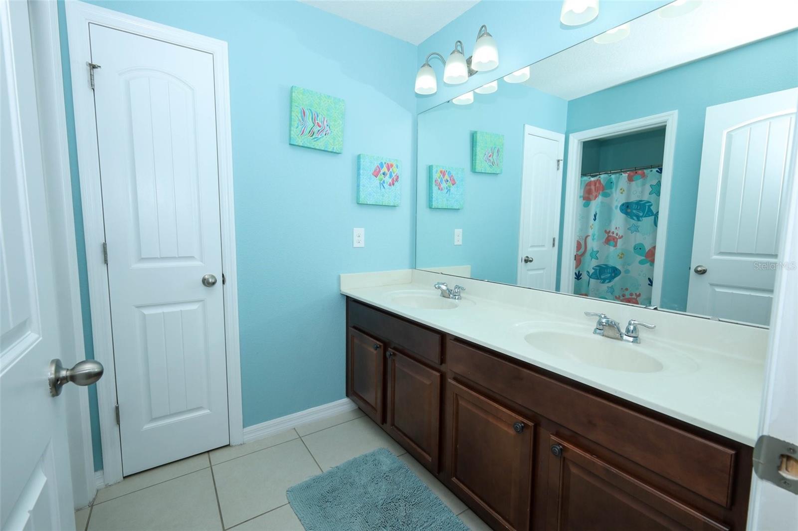 BROOKSHIRE SUB - Residential