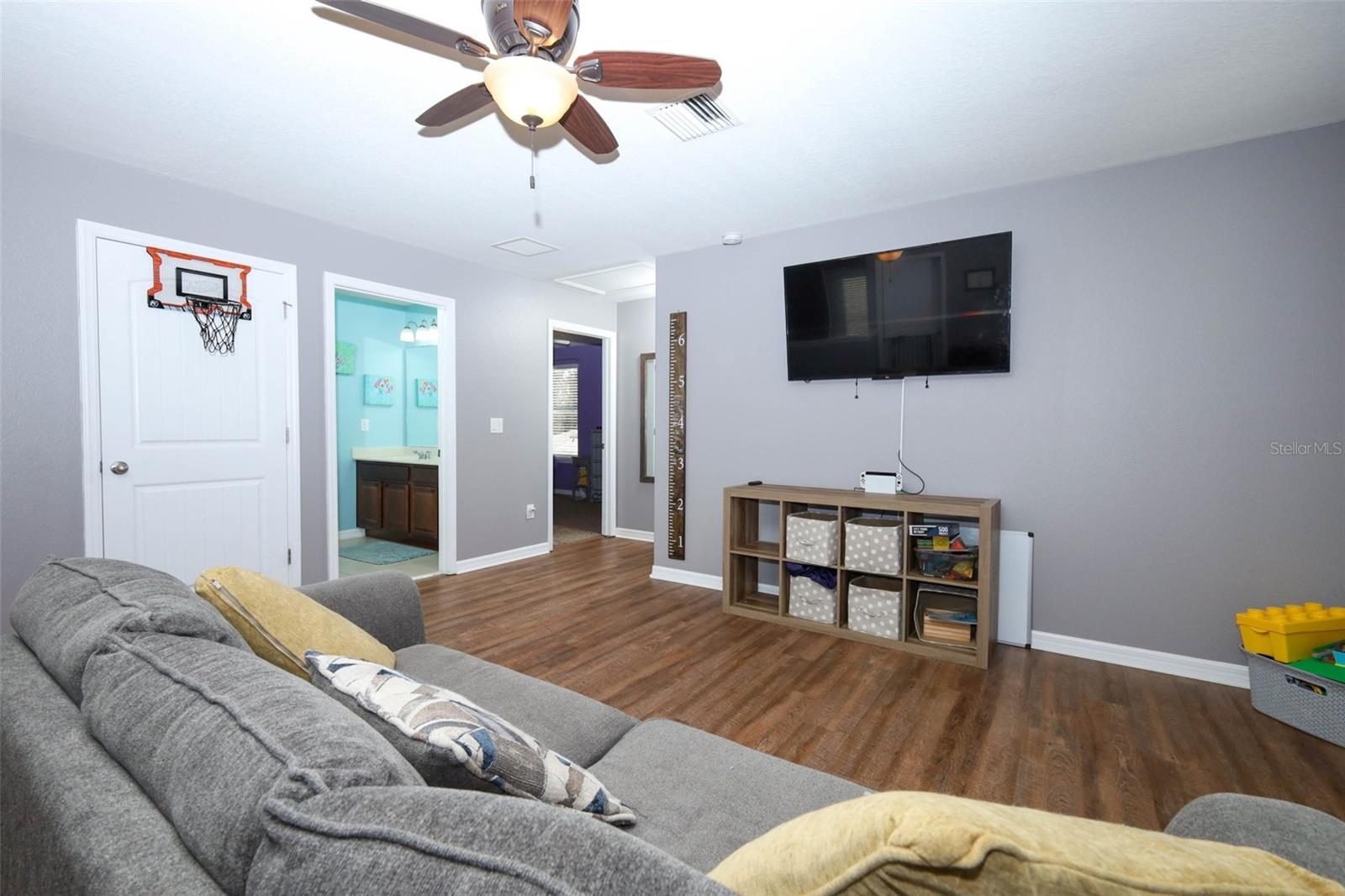 BROOKSHIRE SUB - Residential