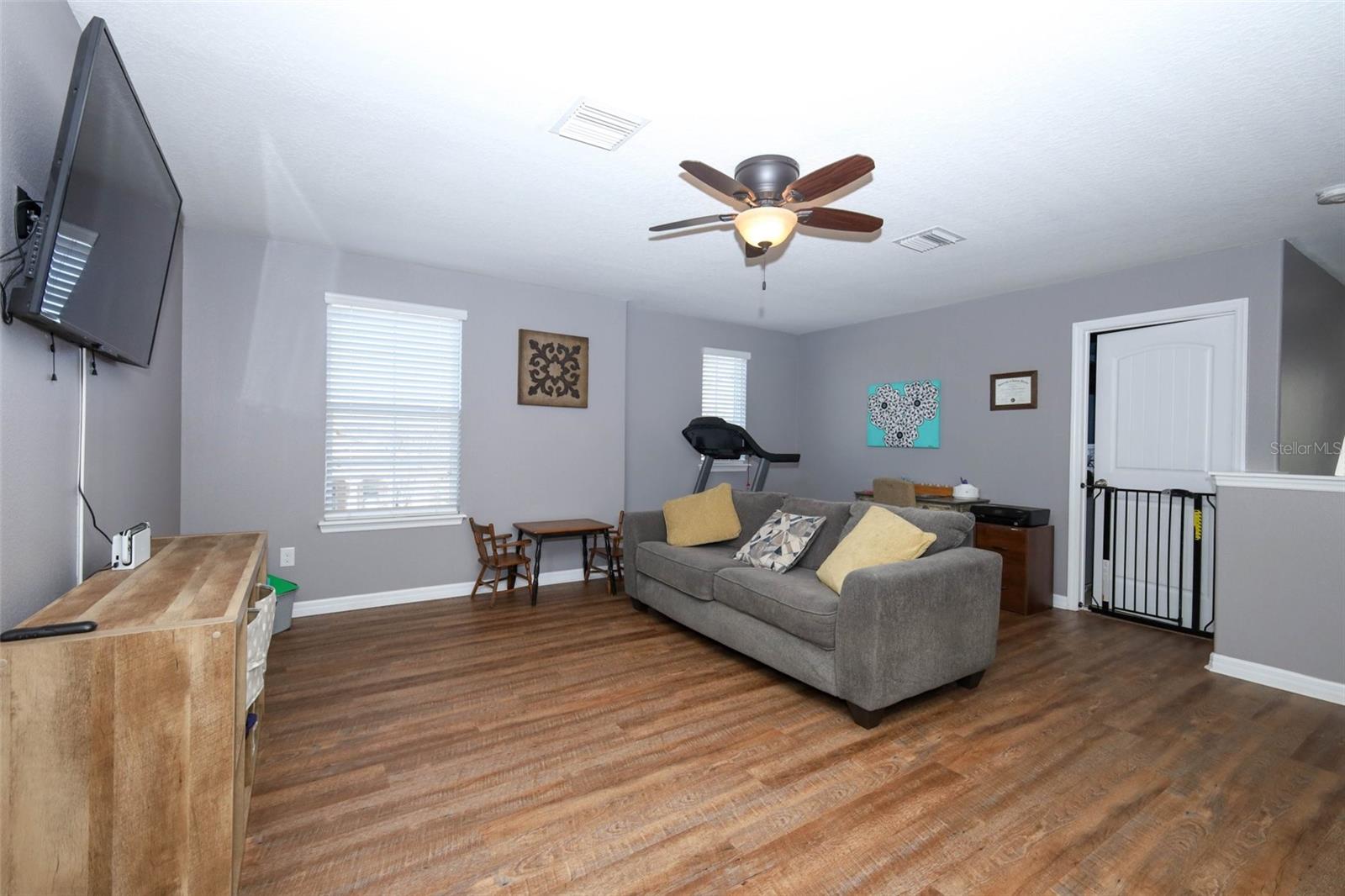 BROOKSHIRE SUB - Residential