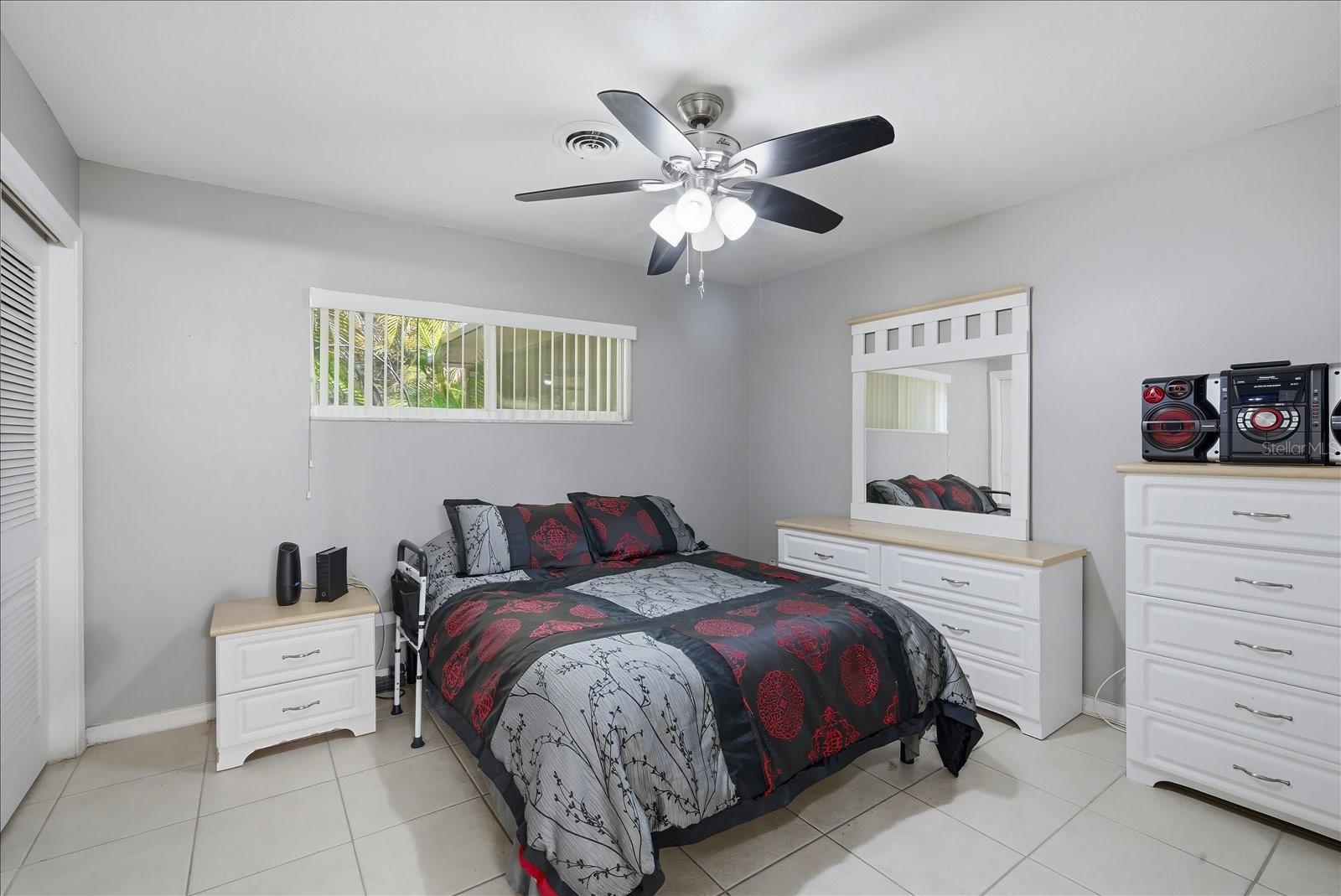 SHULTS & WALKER MANOR - Residential