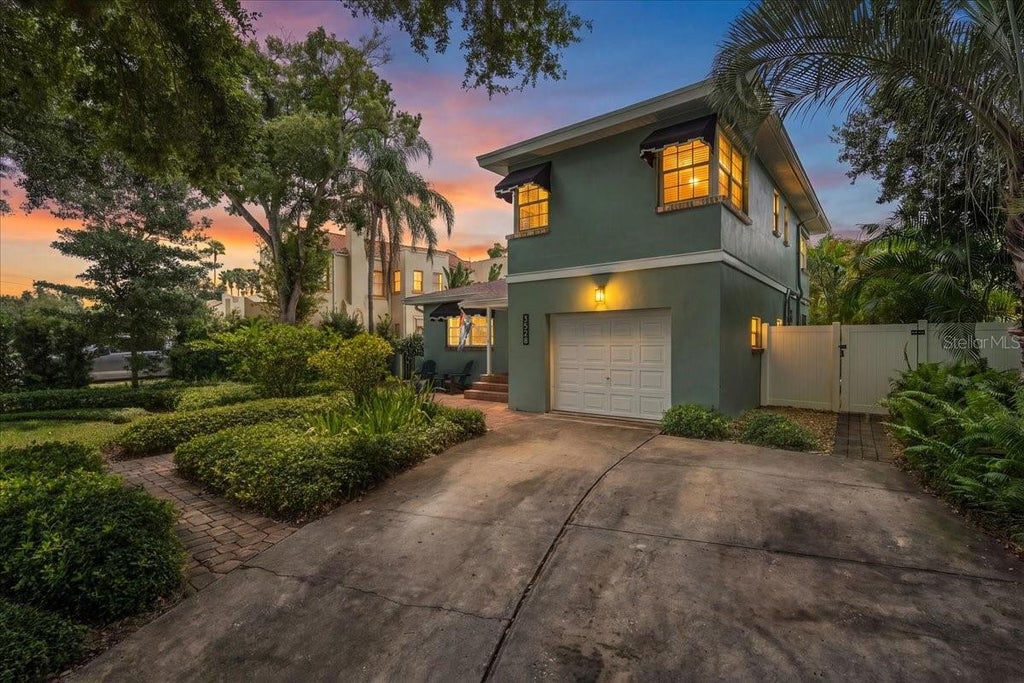 Photo of 3528 Foster Hill Drive N, St Petersburg, FL 33704 (MLS # TB8544042)