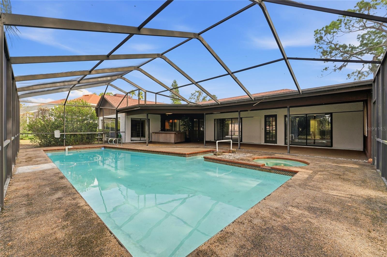 WALDEN LAKE FAIRWAY ESTATES - Residential