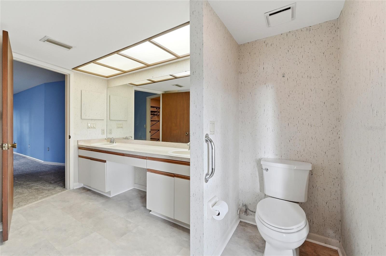 WALDEN LAKE FAIRWAY ESTATES - Residential