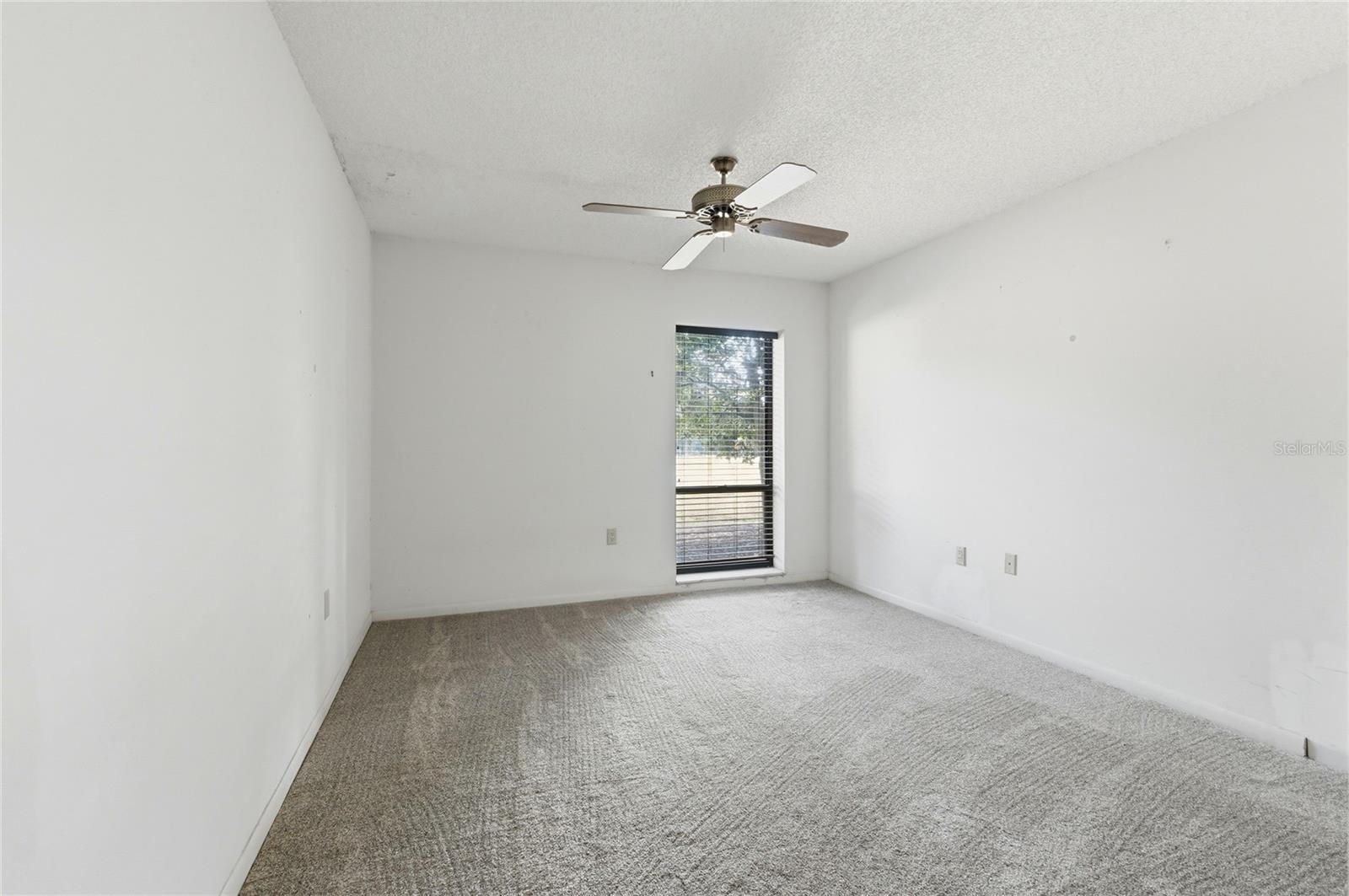 WALDEN LAKE FAIRWAY ESTATES - Residential