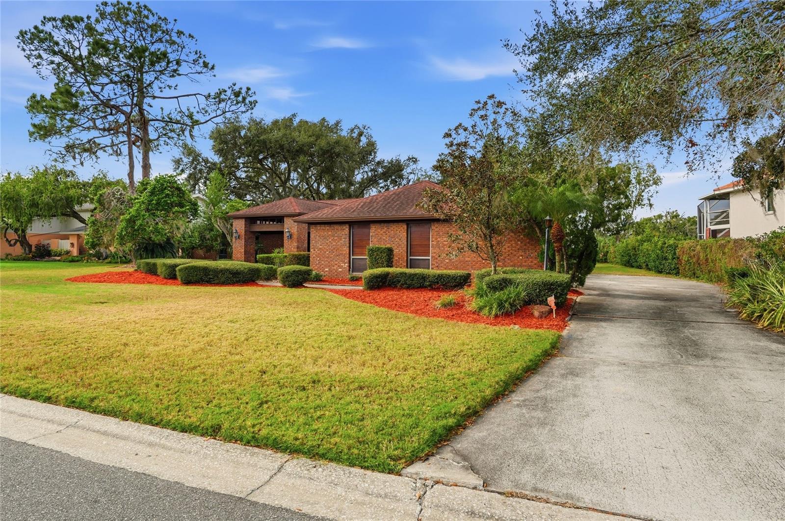 WALDEN LAKE FAIRWAY ESTATES - Residential