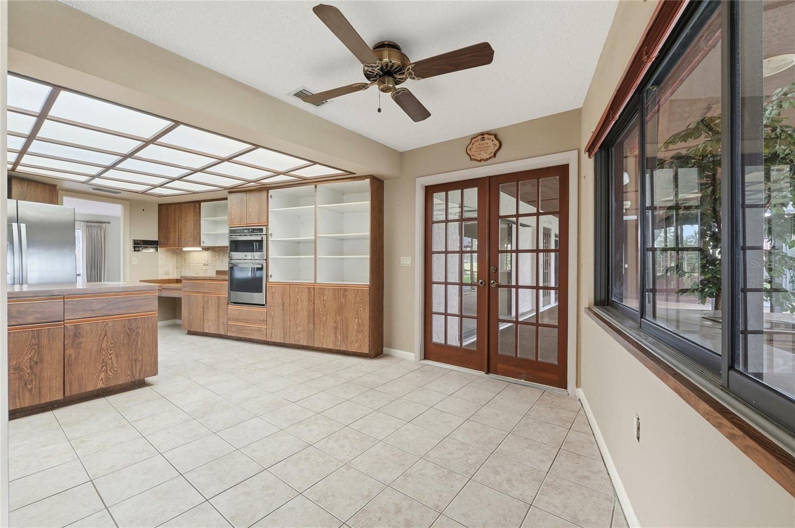 WALDEN LAKE FAIRWAY ESTATES - Residential