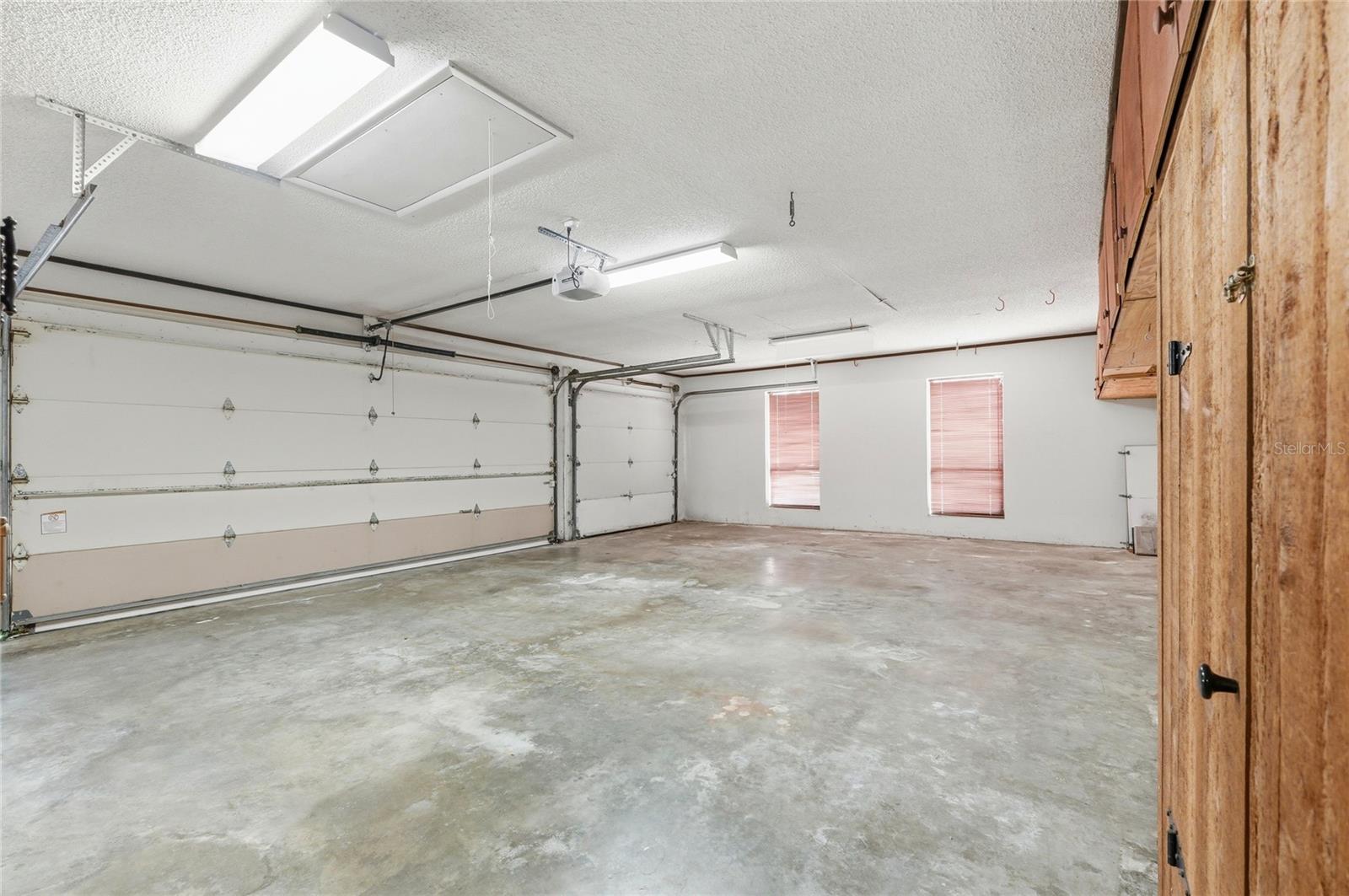 WALDEN LAKE FAIRWAY ESTATES - Residential