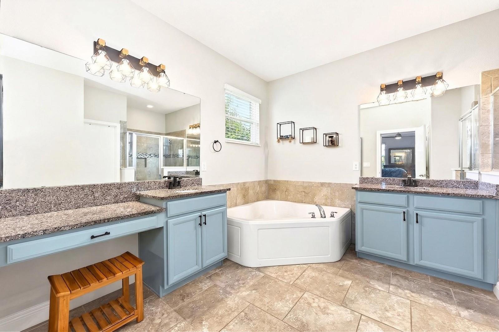 ROCK SPRINGS RIDGE PH VII B - Residential