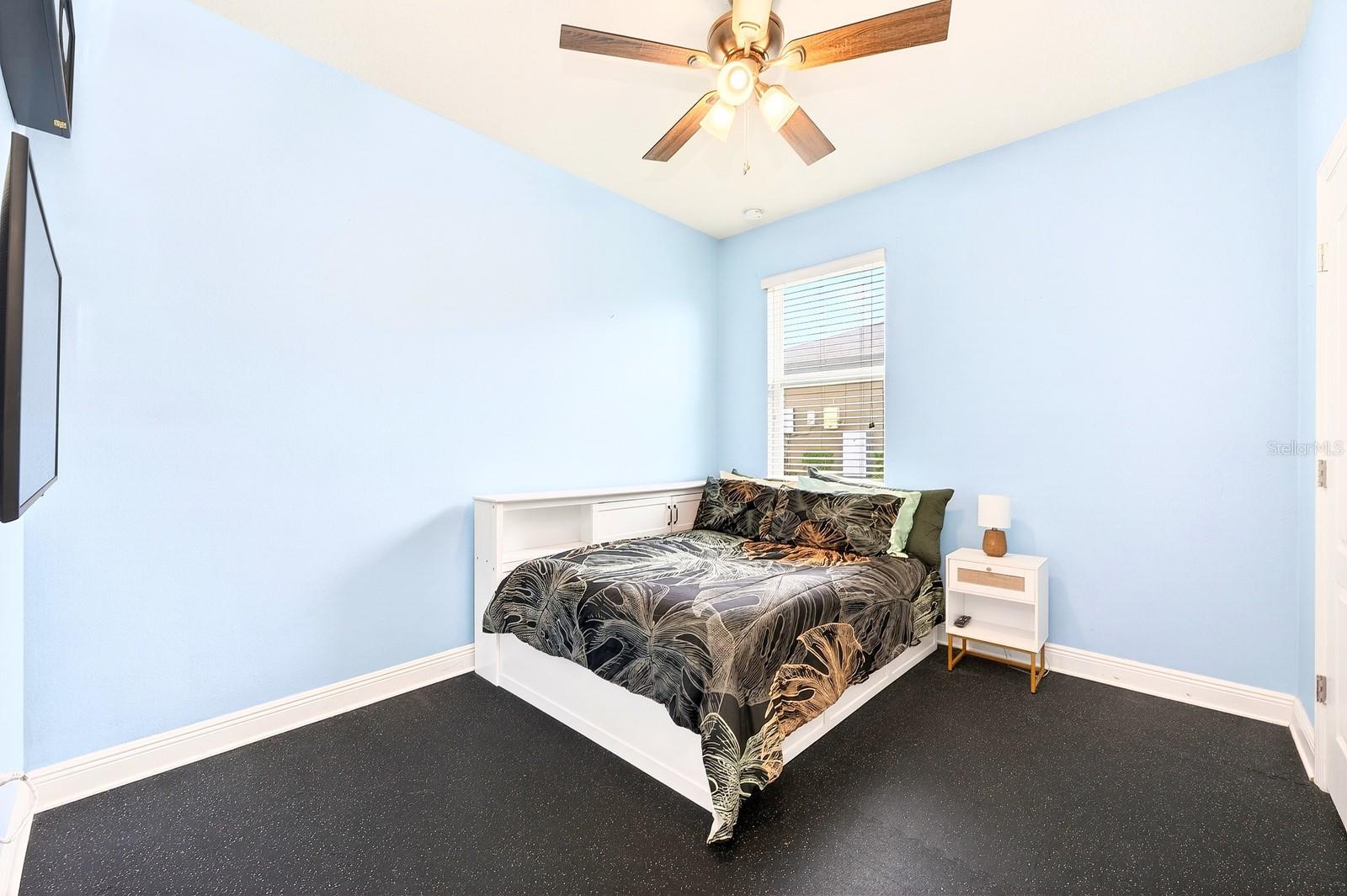 ROCK SPRINGS RIDGE PH VII B - Residential