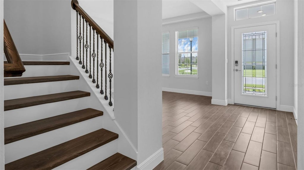 Photo of 11935 Shine View Lane, Winter Garden, FL 34787 (MLS # O6444950)