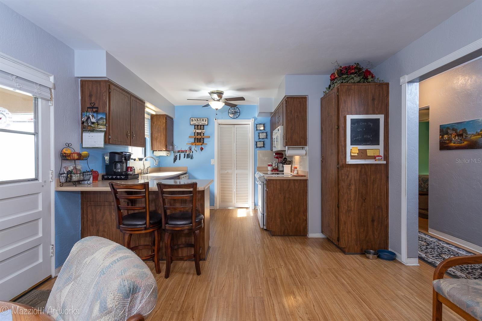 Tropical Palm Terrace - Residential