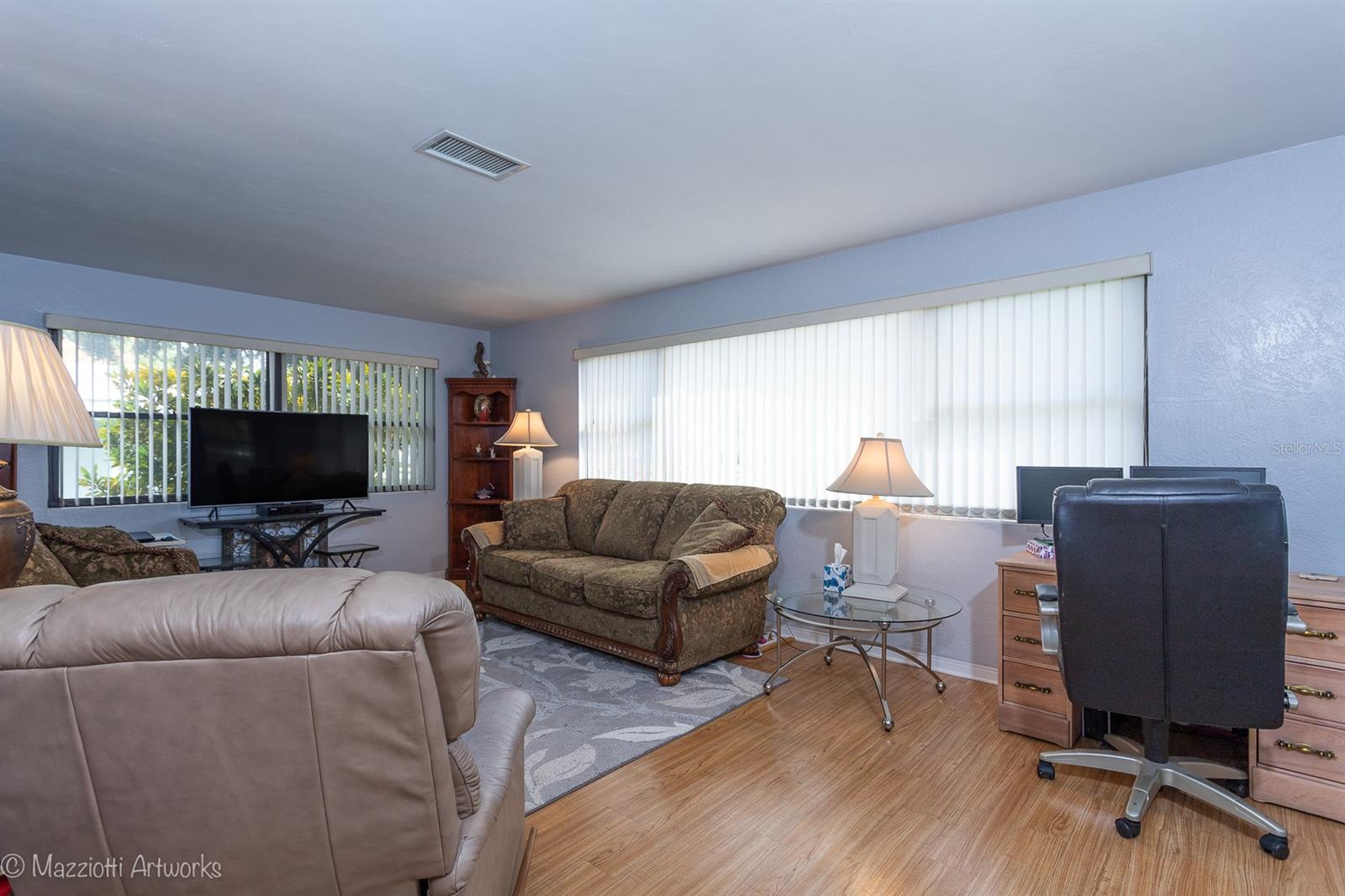 Tropical Palm Terrace - Residential