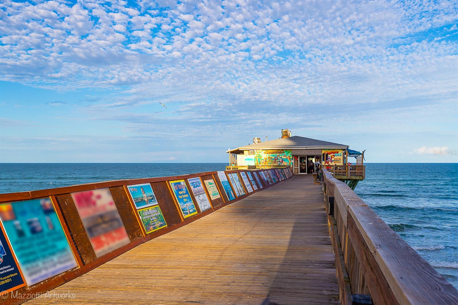 Tropical Palm Terrace - Residential