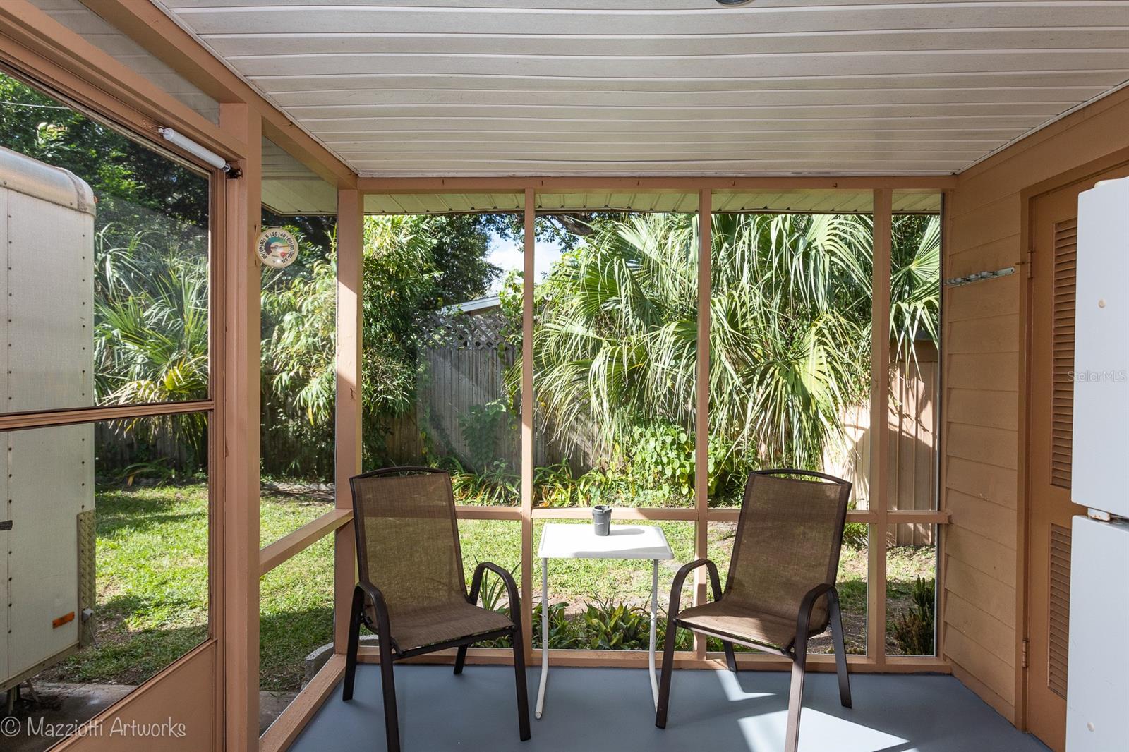 Tropical Palm Terrace - Residential