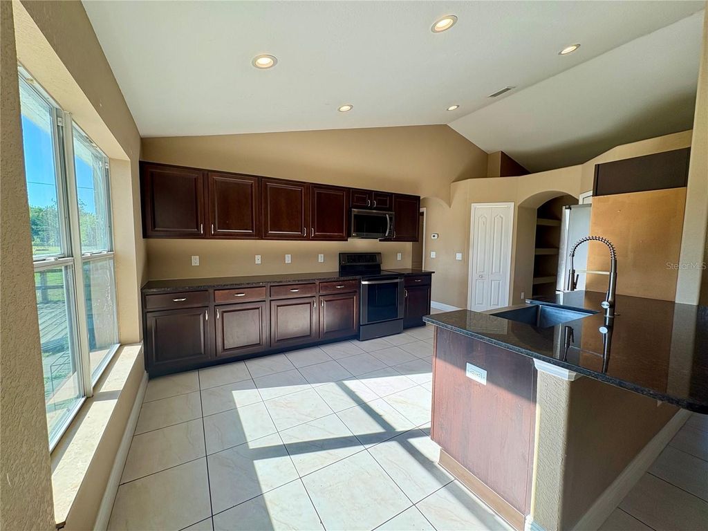 Photo of 39360 Sparkman Road, Dade City, FL 33525 (MLS # L4954580)