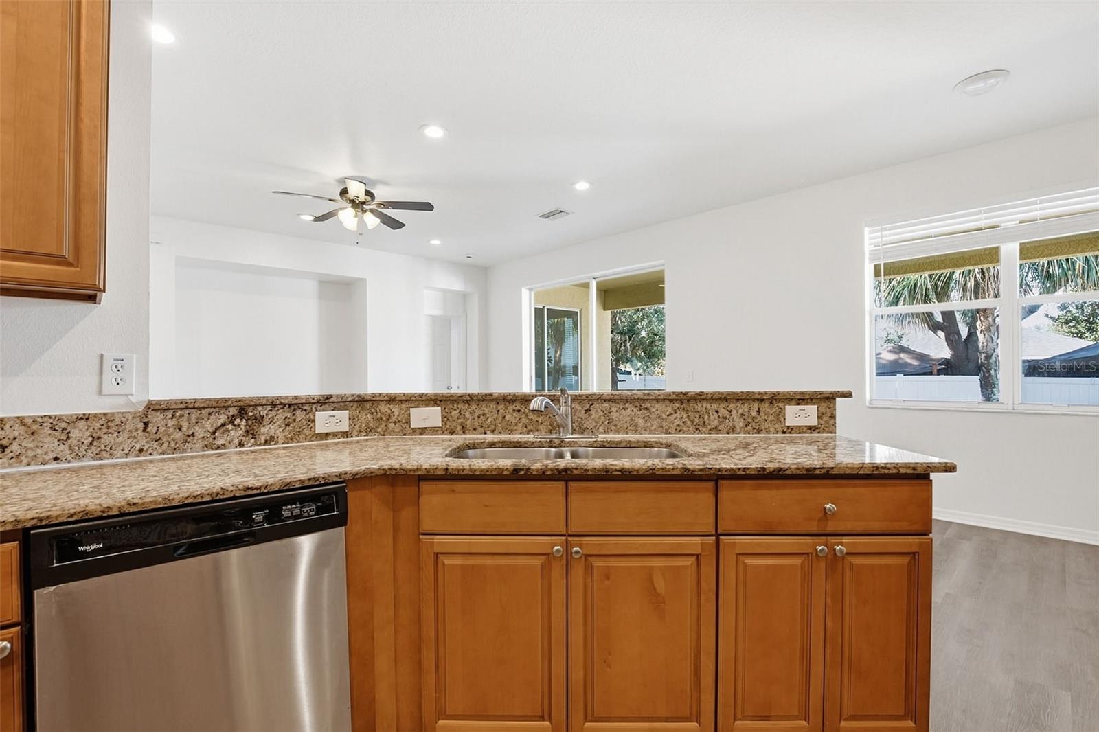 RIVERCREST PH 2 PARCEL O AND R - Residential