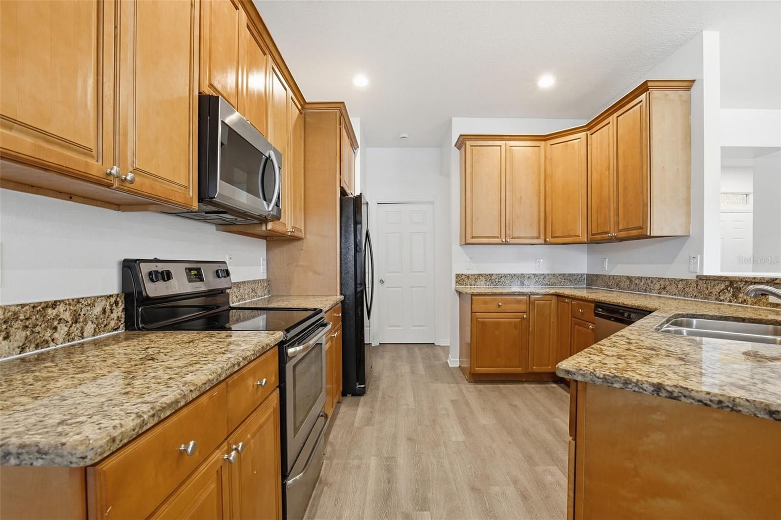 RIVERCREST PH 2 PARCEL O AND R - Residential